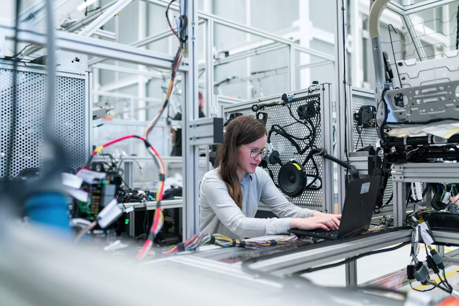 PLC programming and design of PLC control system